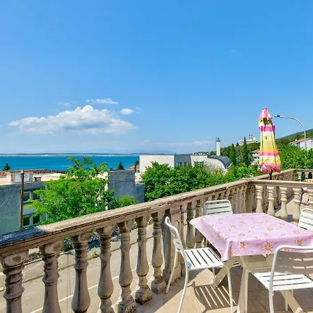 Apartment Preiswertes Nur 100 Meter Zum Mit Meerblick *