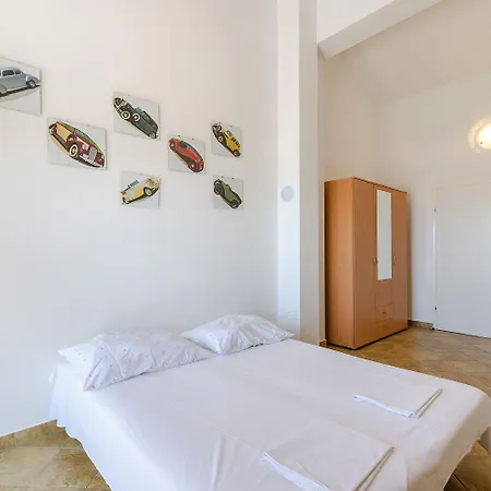 Preiswertes Nur 100 Meter Zum Mit Meerblick Apartment *