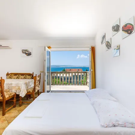 Preiswertes Nur 100 Meter Zum Mit Meerblick Apartment *
